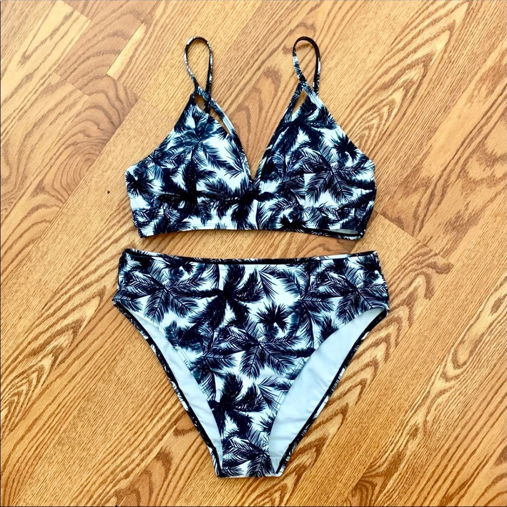 Leaf Print Bikini Set